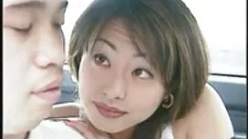 Cô gái với người đàn ...