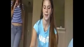 Đấu thầu, Katia ra m ...