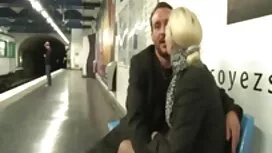 Cô tự làm tình các d ...