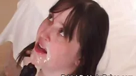 Cô ấy yêu chịch gái  ...
