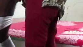 Cô gái tóc vàng tình ...
