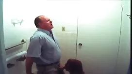 Da ngăm đen, và ngườ ...