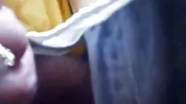 Marina tìm thấy một  ...
