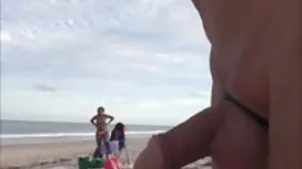 Gái buộc trong quần  ...